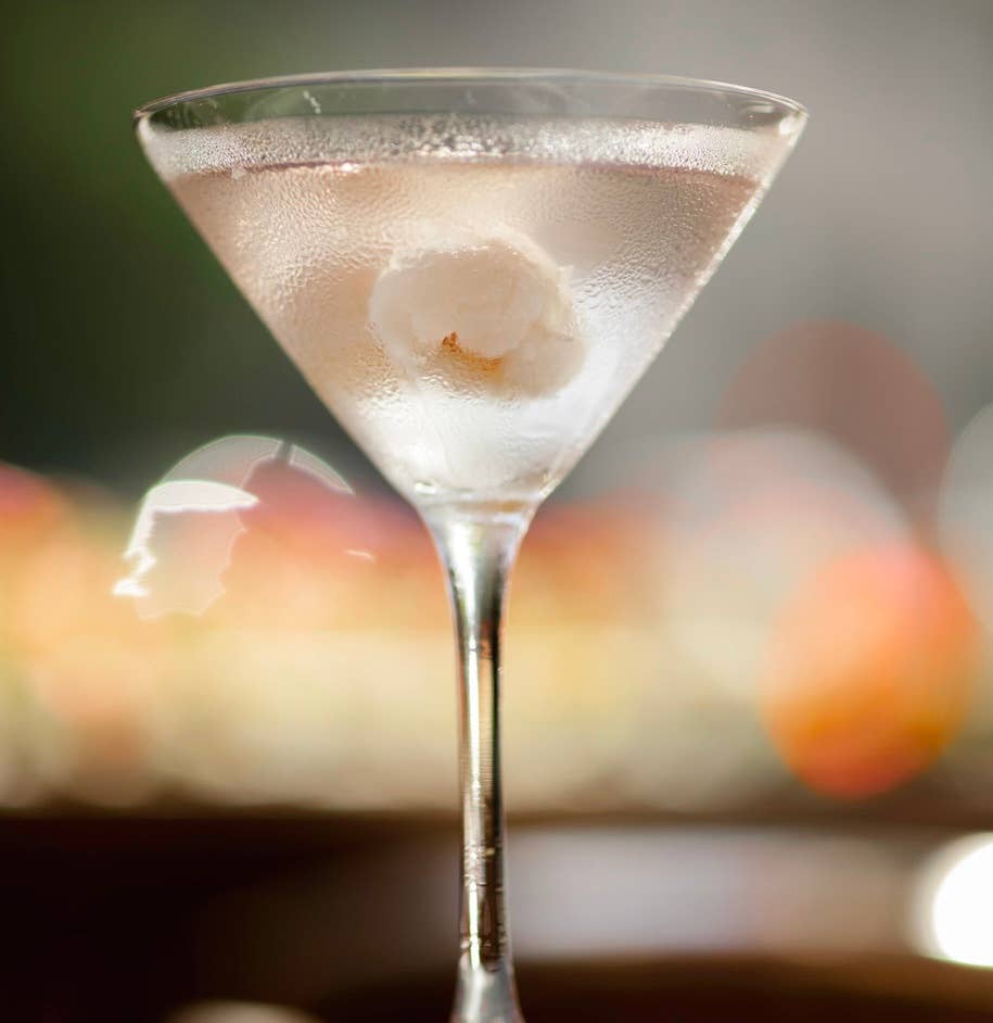 Mixology - Champagne Mixes: Pink Flirtini, Shot