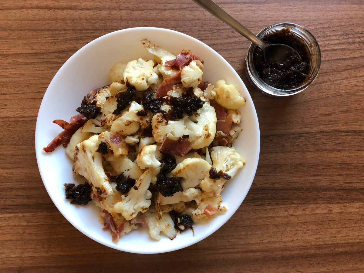 Eat This Yum -   Balsamic Caramelized Onions Spread: 2.5 oz