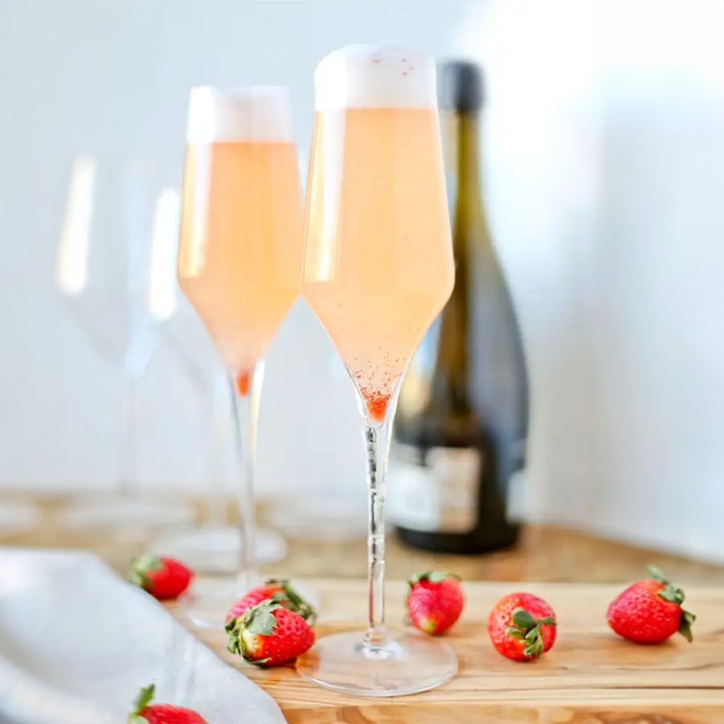 Mixology - Champagne Mixes: Pink Flirtini, Shot